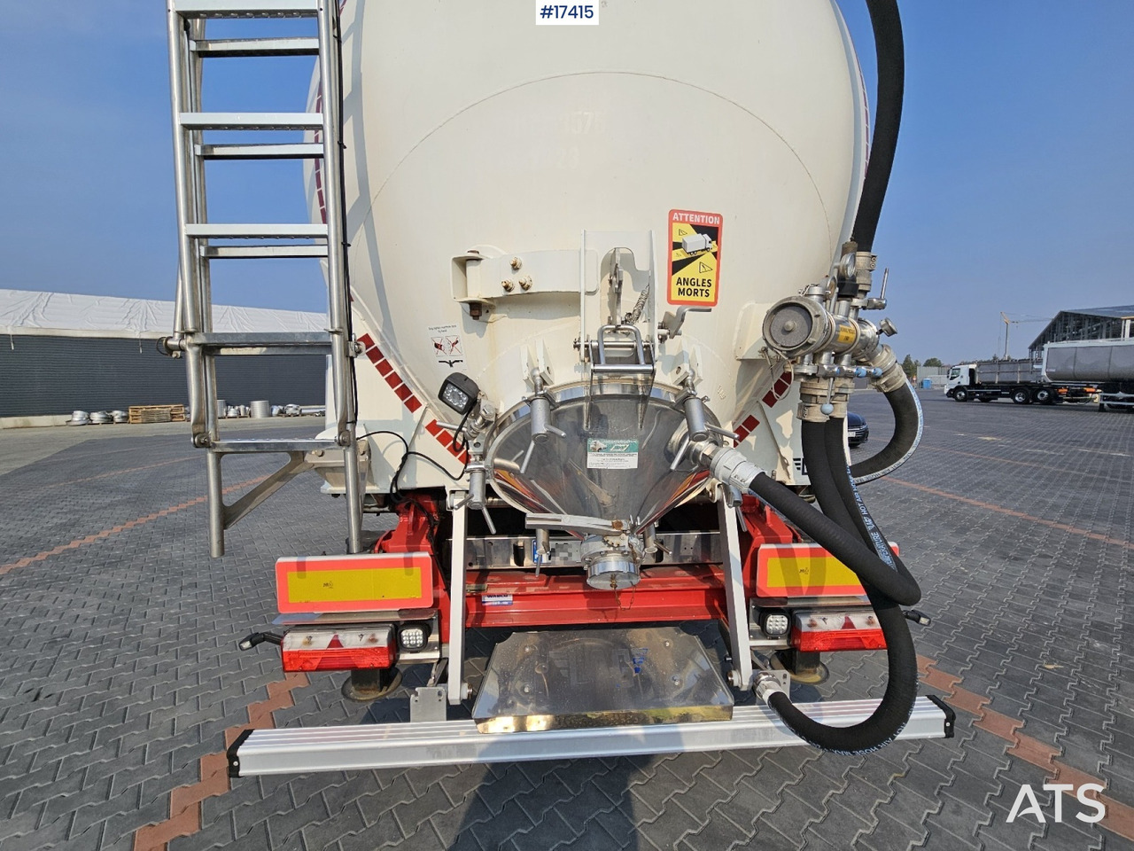 2018 Silo trailer Lag 0-3-TI - Tank semi-trailer: picture 3 2018 Silo trailer Lag 0-3-TI - Tank semi-trailer: picture 3