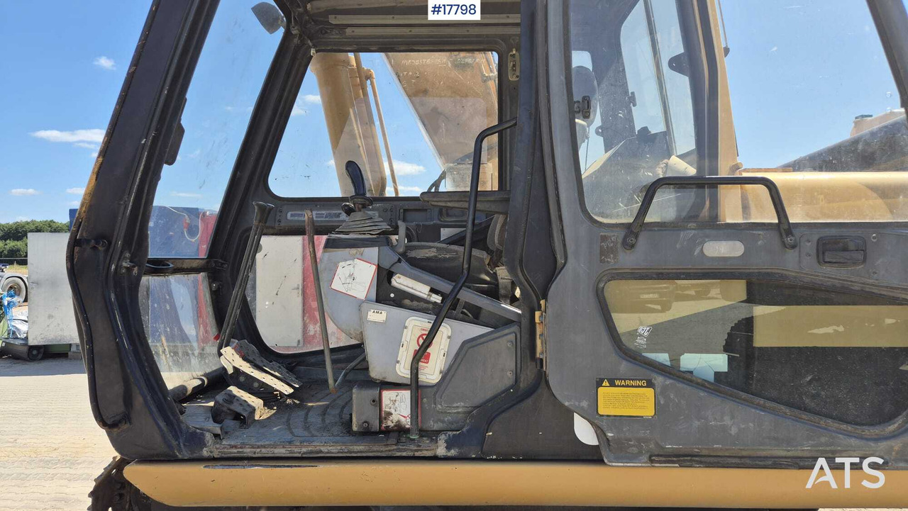 Crawler excavator Crawler excavator JCB JS 220 LONG 16m (1997): picture 18 Crawler excavator Crawler excavator JCB JS 220 LONG 16m (1997): picture 18