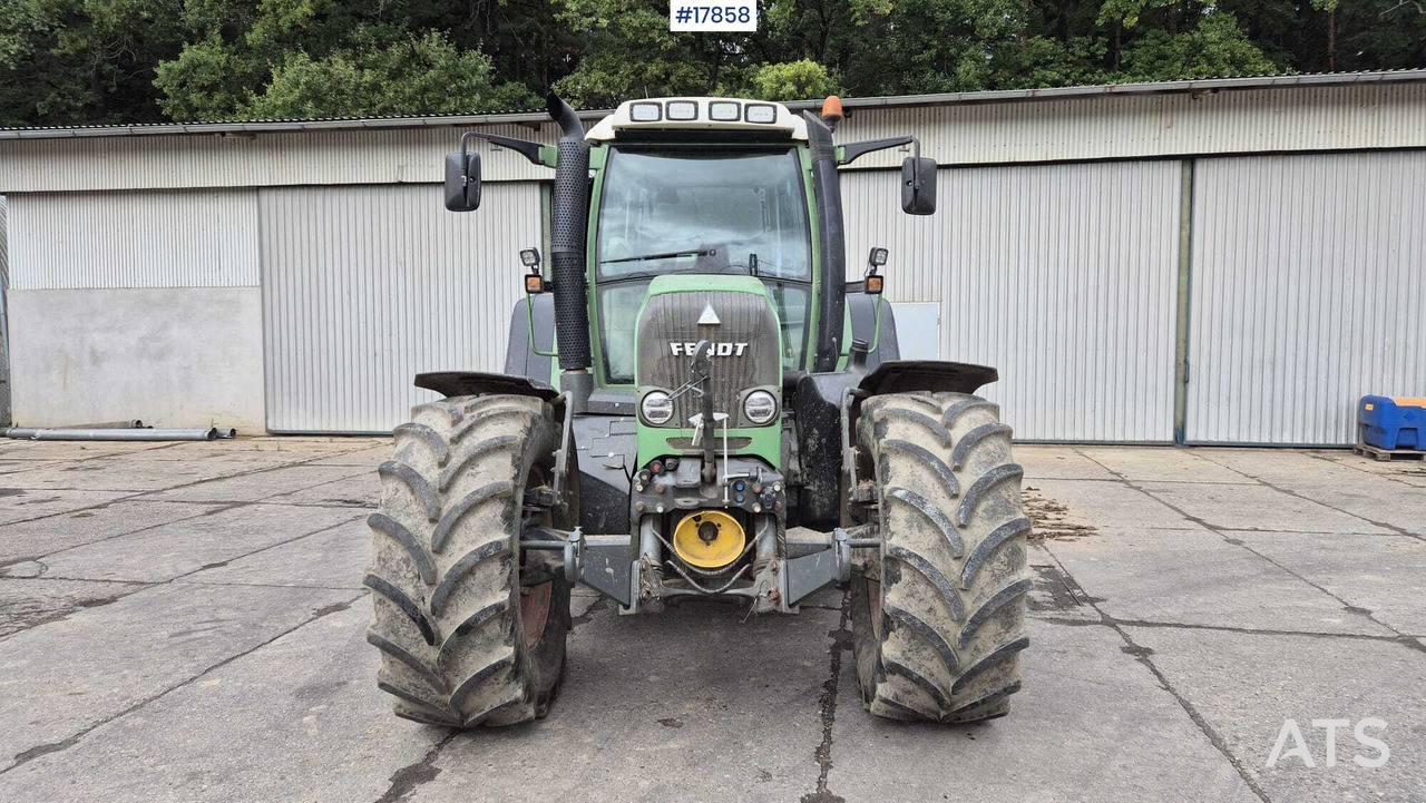 FENDT 820 VARIO TMS agricultural tractor (2011) - Farm tractor: picture 2 FENDT 820 VARIO TMS agricultural tractor (2011) - Farm tractor: picture 2
