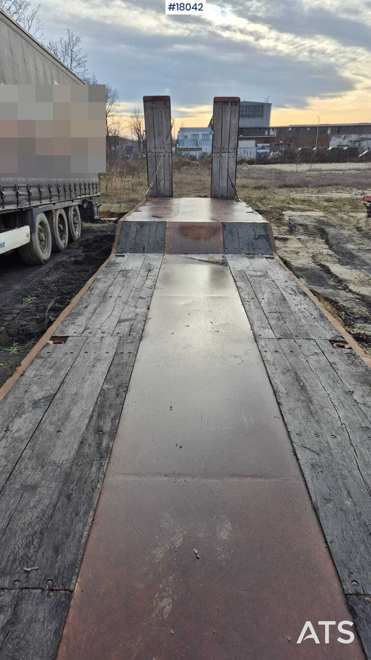 GOLDHOFER STZ TL4 low-bed semi-trailer (1997) - Low loader semi-trailer: picture 4 GOLDHOFER STZ TL4 low-bed semi-trailer (1997) - Low loader semi-trailer: picture 4