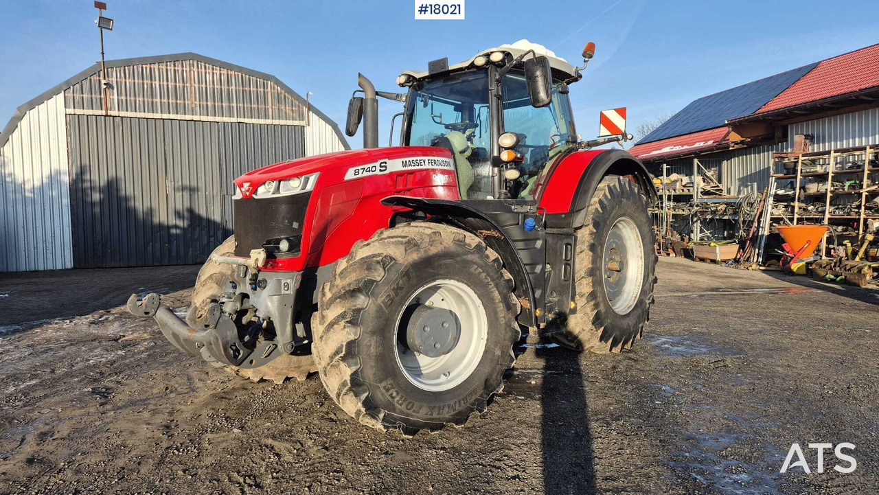 Massey Ferguson 8740S agricultural tractor (2019) - Farm tractor: picture 1 Massey Ferguson 8740S agricultural tractor (2019) - Farm tractor: picture 1