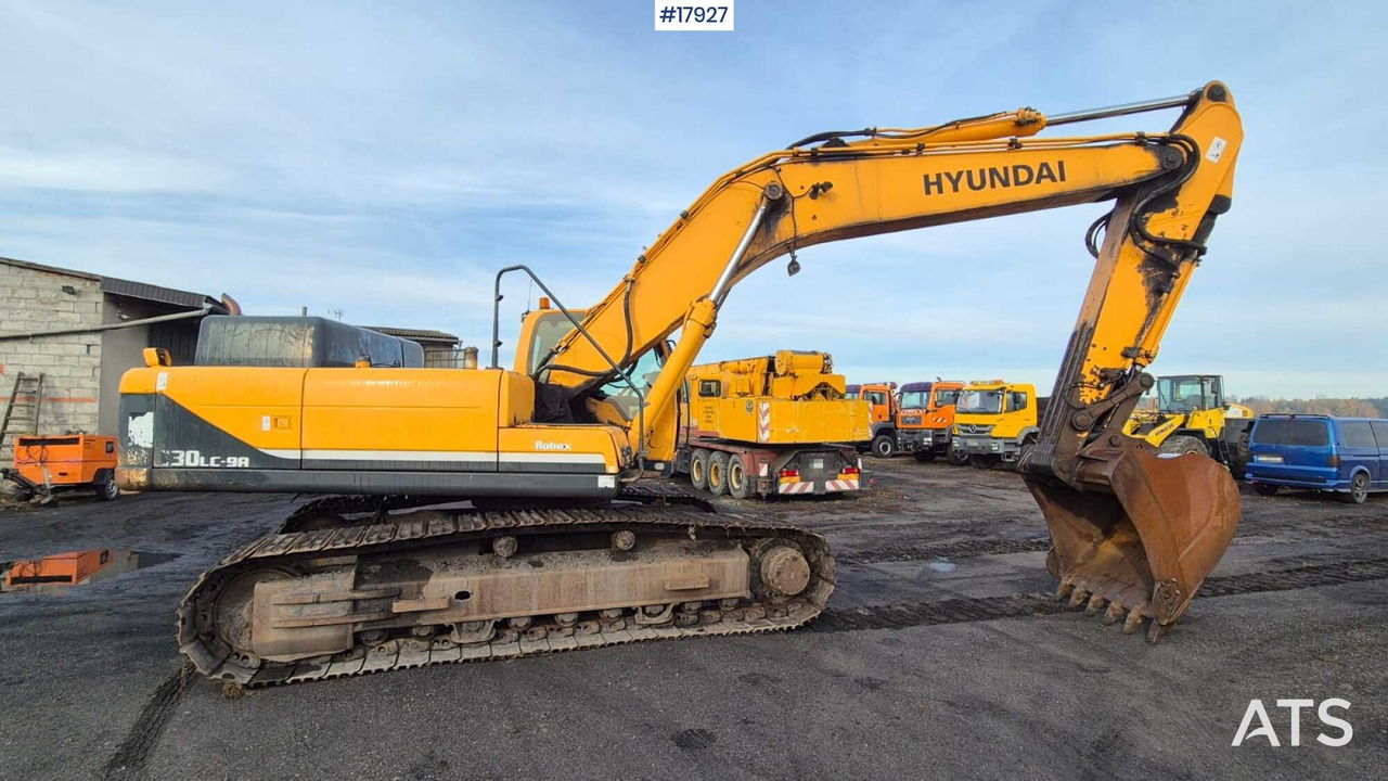 Hyundai 330LC-9A Crawler Excavator (2015) - Other machinery: picture 3 Hyundai 330LC-9A Crawler Excavator (2015) - Other machinery: picture 3