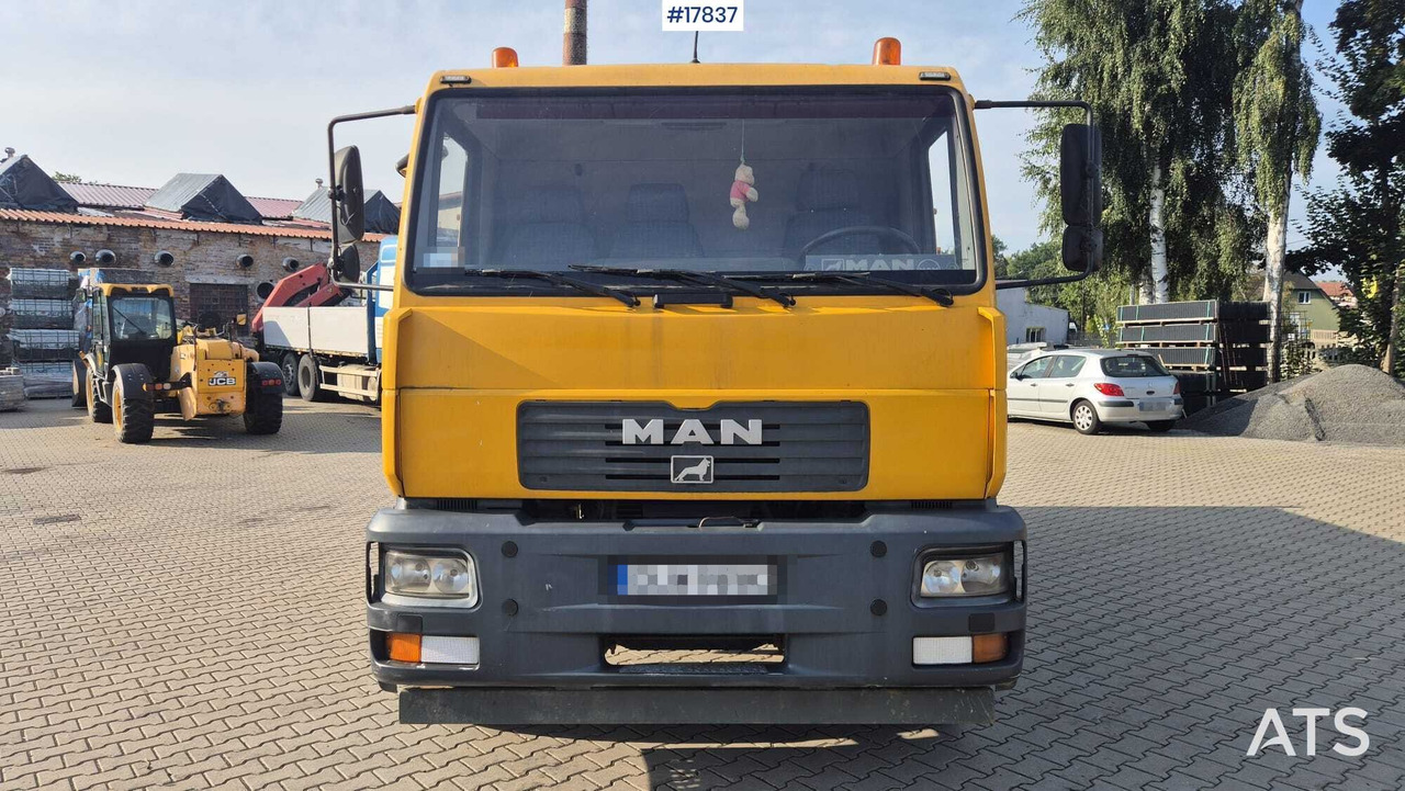 Tipper MAN 18.225 LC (2003) - Tipper: picture 3 Tipper MAN 18.225 LC (2003) - Tipper: picture 3