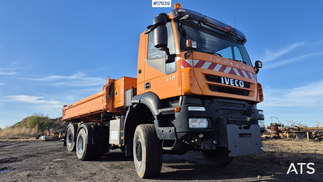 Tipper/sand spreader IVECO TRAKKER 410 6x4 (2008) - Tipper: picture 2 Tipper/sand spreader IVECO TRAKKER 410 6x4 (2008) - Tipper: picture 2
