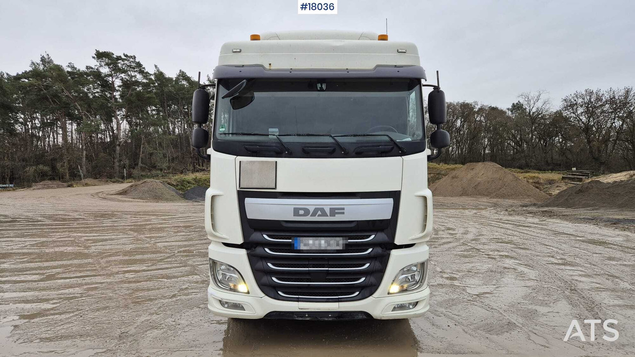 DAF XF 440 FT tractor unit (2017) Tipping hydraulics. - Tractor unit: picture 3 DAF XF 440 FT tractor unit (2017) Tipping hydraulics. - Tractor unit: picture 3