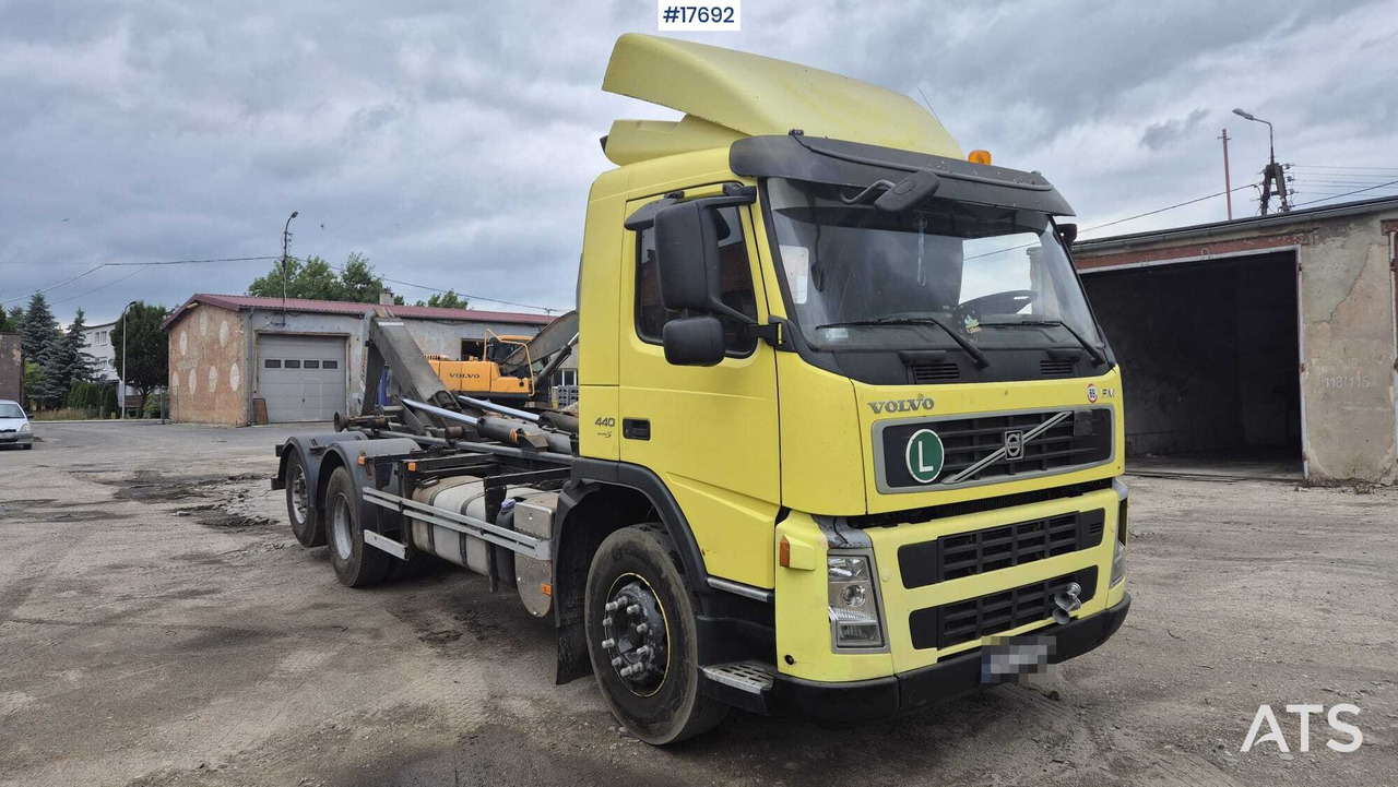 VOLVO FM 440 EURO 5 hooklift (2009) - Hook lift truck: picture 1 VOLVO FM 440 EURO 5 hooklift (2009) - Hook lift truck: picture 1