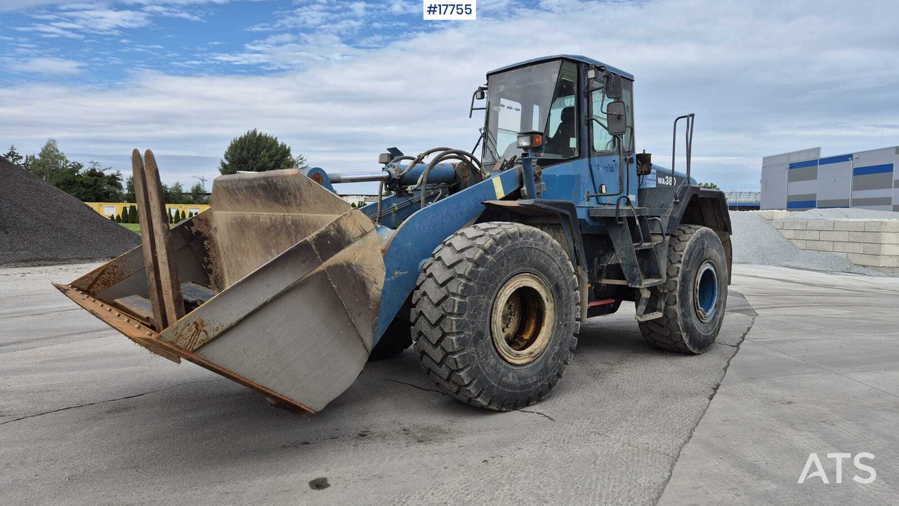 Wheel loader KOMATSU WA380 5H (2002) - Wheel loader: picture 1 Wheel loader KOMATSU WA380 5H (2002) - Wheel loader: picture 1