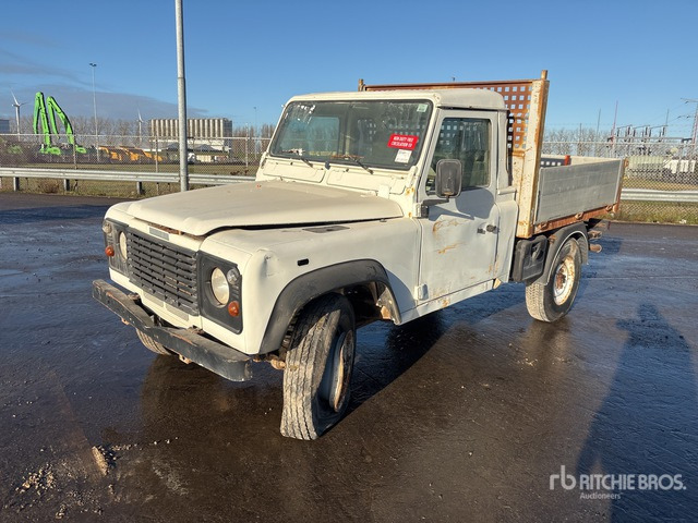 2010 Land Rover Defender 4x4 (Inoperable) Pickup - Pickup truck: picture 1 2010 Land Rover Defender 4x4 (Inoperable) Pickup - Pickup truck: picture 1