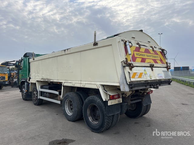 2010 Volvo FM420 8x4 Twin-Steer Sleeper Quad/A Dump Truck - Tipper: picture 1 2010 Volvo FM420 8x4 Twin-Steer Sleeper Quad/A Dump Truck - Tipper: picture 1