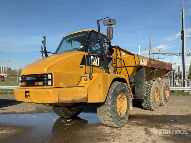 2012 Cat 725 Kiepwagen met knikbesturing - Articulated dumper: picture 1 2012 Cat 725 Kiepwagen met knikbesturing - Articulated dumper: picture 1