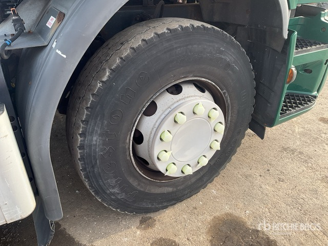 2012 Renault Premium 6x2 Sleeper Cab and Chassis - Cab chassis truck: picture 5 2012 Renault Premium 6x2 Sleeper Cab and Chassis - Cab chassis truck: picture 5