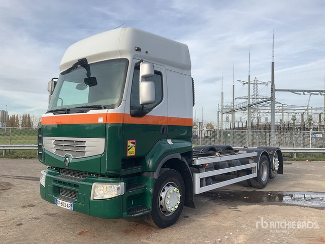 2012 Renault Premium 6x2 Sleeper Cab and Chassis - Cab chassis truck: picture 2 2012 Renault Premium 6x2 Sleeper Cab and Chassis - Cab chassis truck: picture 2