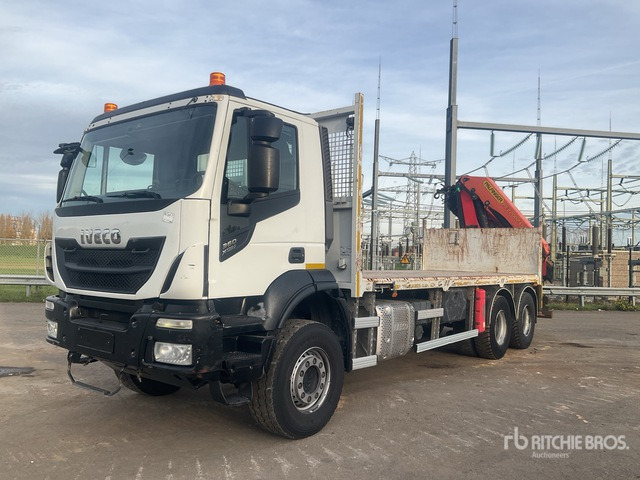 2018 Iveco 260T36 2018 Palfinger PK22002-EH Artic ... Flatbed Truck with Crane - Dropside/ Flatbed truck, Crane truck: picture 1 2018 Iveco 260T36 2018 Palfinger PK22002-EH Artic ... Flatbed Truck with Crane - Dropside/ Flatbed truck, Crane truck: picture 1