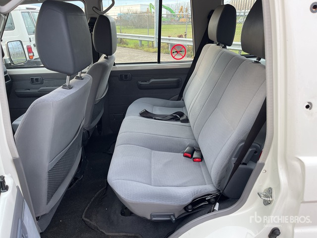 2020 Toyota Land Cruiser 4WD SUV - SUV: picture 5 2020 Toyota Land Cruiser 4WD SUV - SUV: picture 5