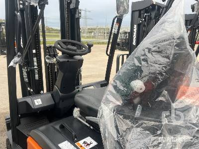 DOOSAN B35X-7 PLUS (Inoperable) - Electric forklift: picture 2 DOOSAN B35X-7 PLUS (Inoperable) - Electric forklift: picture 2