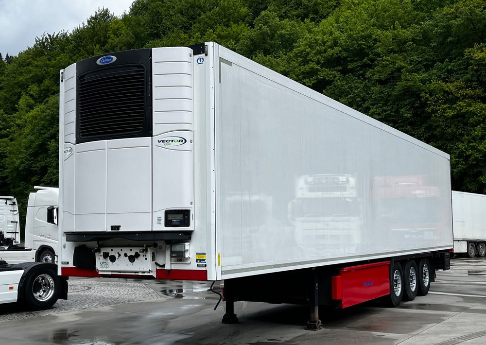 Krone Chłodnia // 2015 // Kosz Paletowy // Oś podnoszona // SAF // - Refrigerator semi-trailer: picture 1 Krone Chłodnia // 2015 // Kosz Paletowy // Oś podnoszona // SAF // - Refrigerator semi-trailer: picture 1