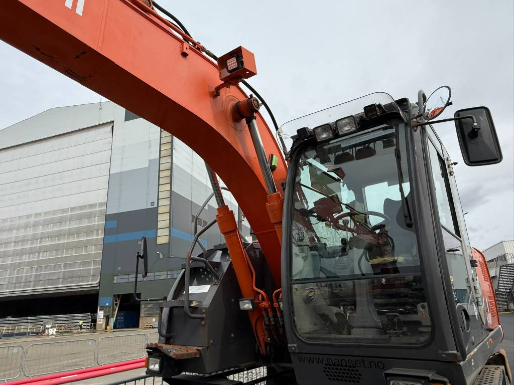 Hitachi ZX 140 W-3 leasing Hitachi ZX 140 W-3: picture 13