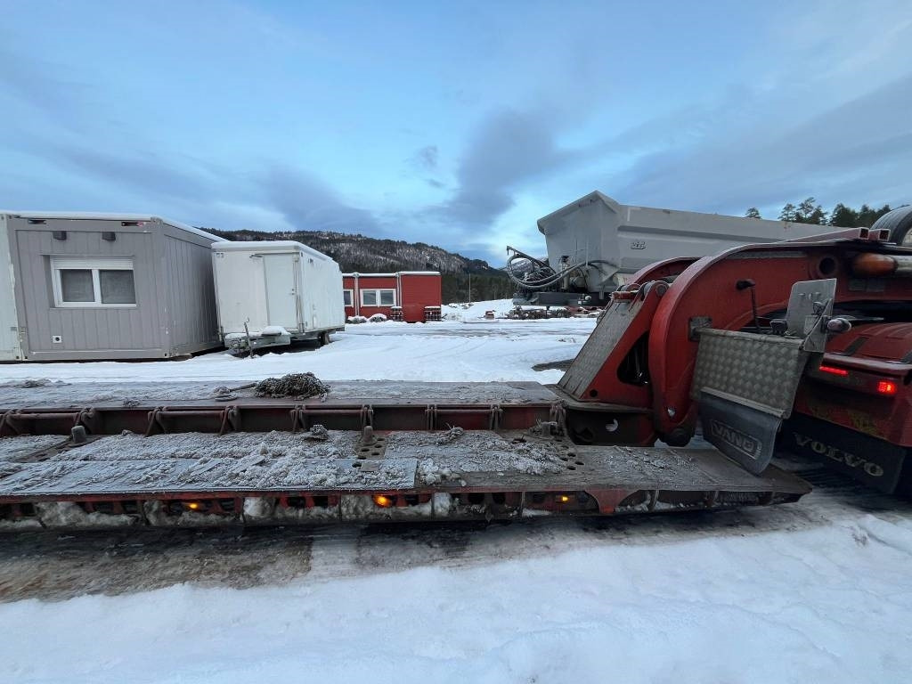 Vang ATHLS 3+1 Volvo FH16 750 Heavy Haul 8x2 - Low loader semi-trailer: picture 5 Vang ATHLS 3+1 Volvo FH16 750 Heavy Haul 8x2 - Low loader semi-trailer: picture 5