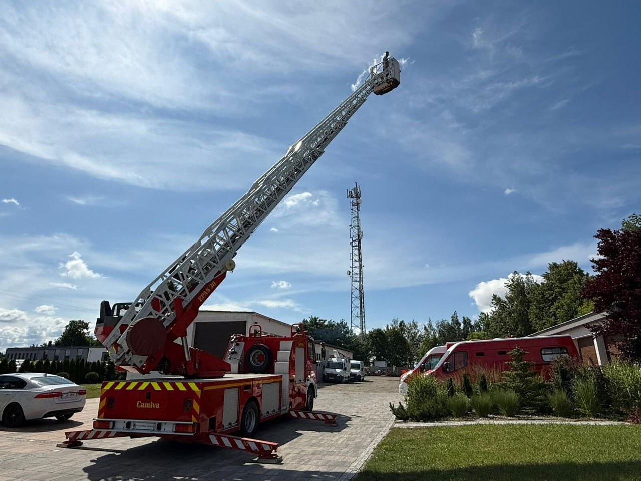Iveco Eurocargo 130E24 30metrów Podnośnik koszowy zwyżka - Truck mounted aerial platform: picture 2 Iveco Eurocargo 130E24 30metrów Podnośnik koszowy zwyżka - Truck mounted aerial platform: picture 2