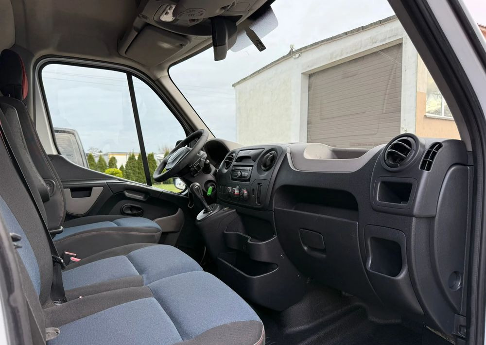 Panel van Renault Master: picture 8