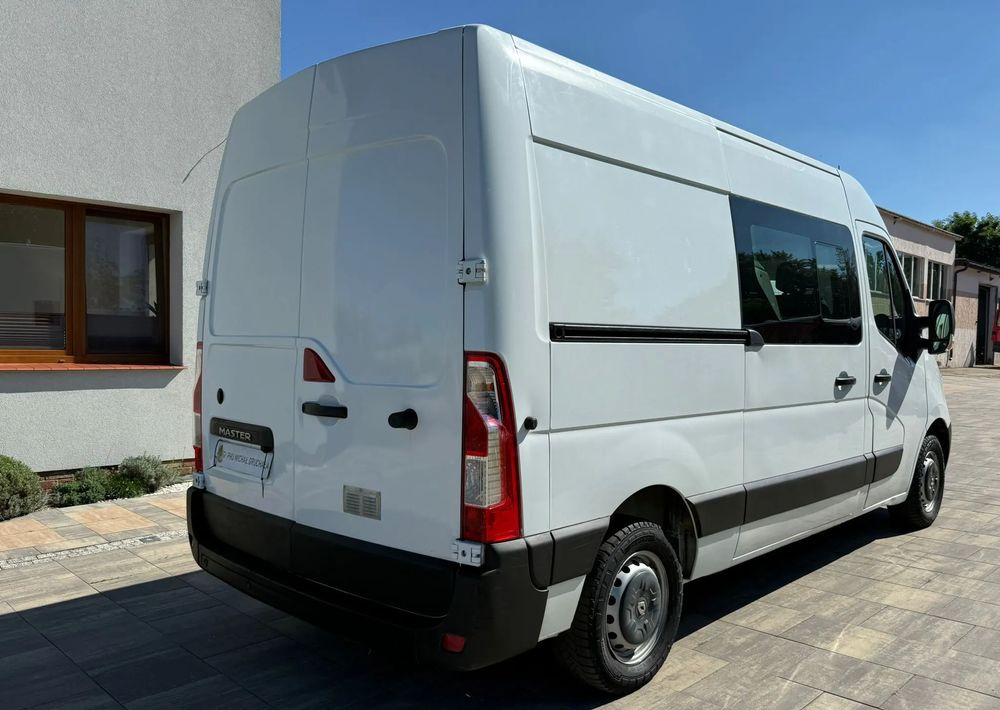 Renault Master - Combi van: picture 4 Renault Master - Combi van: picture 4