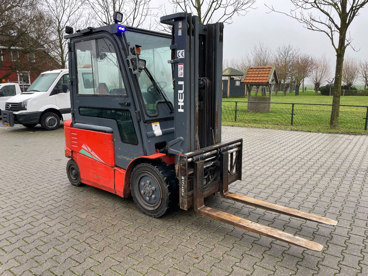 Heli CPD 35 3.5 tons electrische hetruck, triplo, freelift, sideshift, vorkversteller - Forklift: picture 4 Heli CPD 35 3.5 tons electrische hetruck, triplo, freelift, sideshift, vorkversteller - Forklift: picture 4
