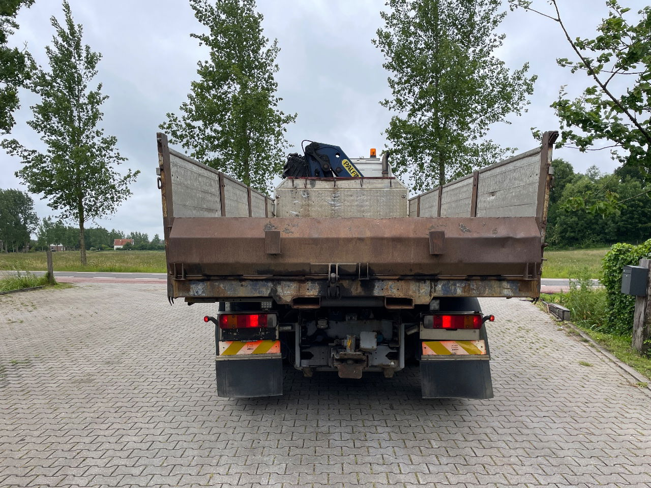 Volvo FM 7 310hp with Palfinger PK21000 with remote and tipper - Tipper, Crane truck: picture 4 Volvo FM 7 310hp with Palfinger PK21000 with remote and tipper - Tipper, Crane truck: picture 4