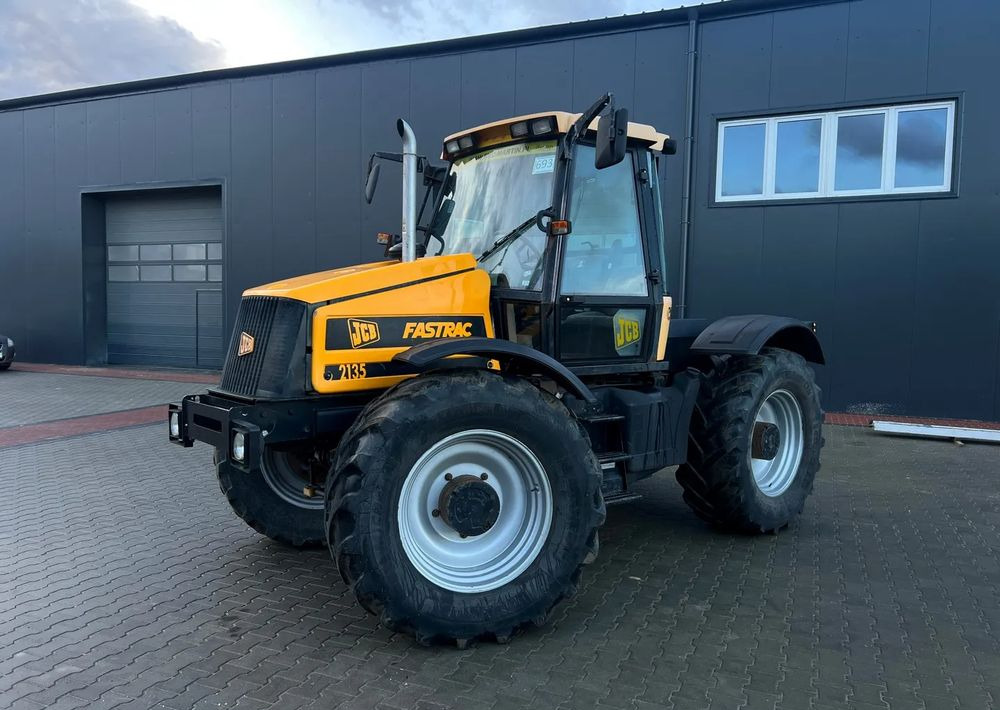 JCB FASTRAC 2135 - Farm tractor: picture 1 JCB FASTRAC 2135 - Farm tractor: picture 1