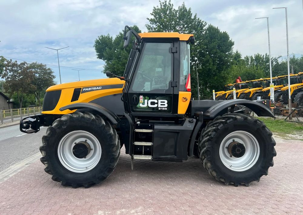 JCB Fastrac 2155 - Farm tractor: picture 2 JCB Fastrac 2155 - Farm tractor: picture 2