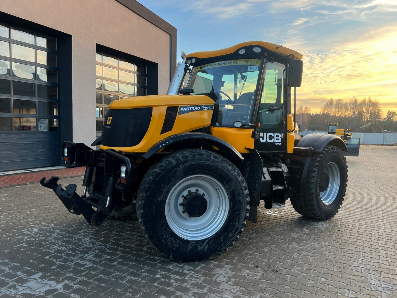 JCB Fastrac 3200 - Farm tractor: picture 1 JCB Fastrac 3200 - Farm tractor: picture 1