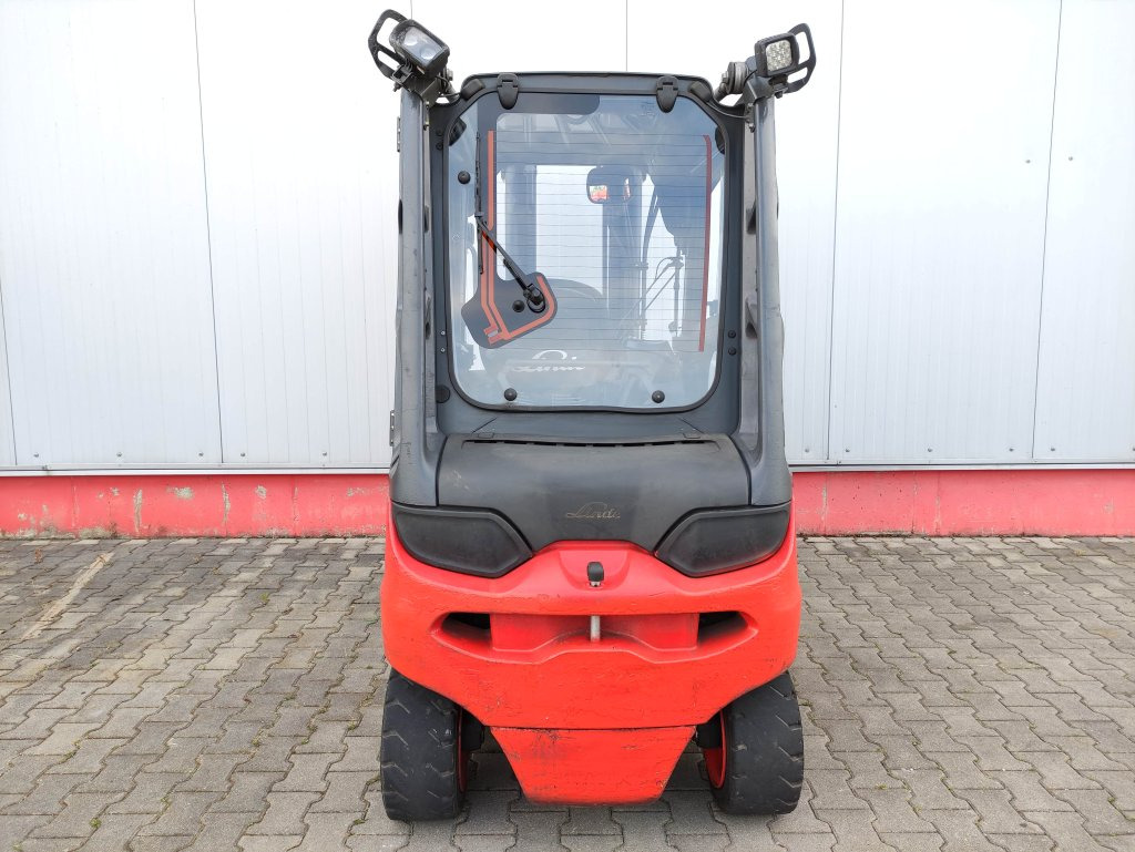 Linde E30L-01-387 - Electric forklift: picture 4 Linde E30L-01-387 - Electric forklift: picture 4