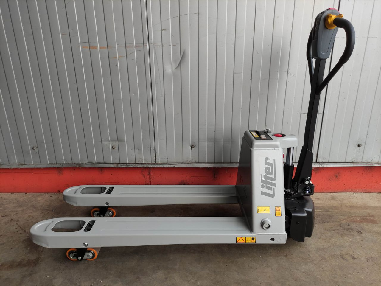 Pramac EY15L *NEU* - Pallet truck: picture 1 Pramac EY15L *NEU* - Pallet truck: picture 1