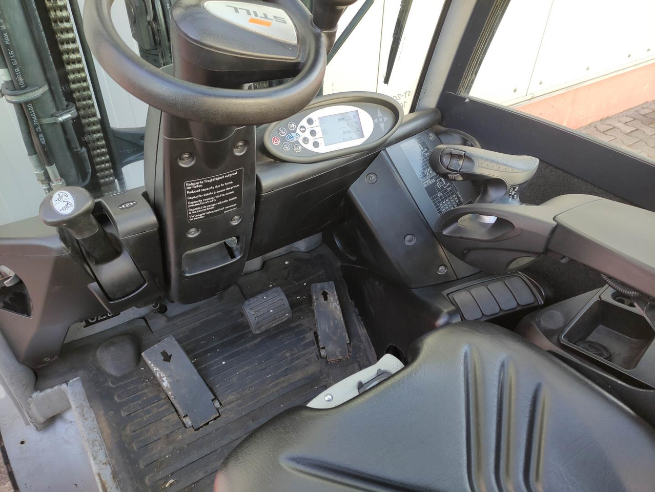 Still RX70-35 - Diesel forklift: picture 5 Still RX70-35 - Diesel forklift: picture 5