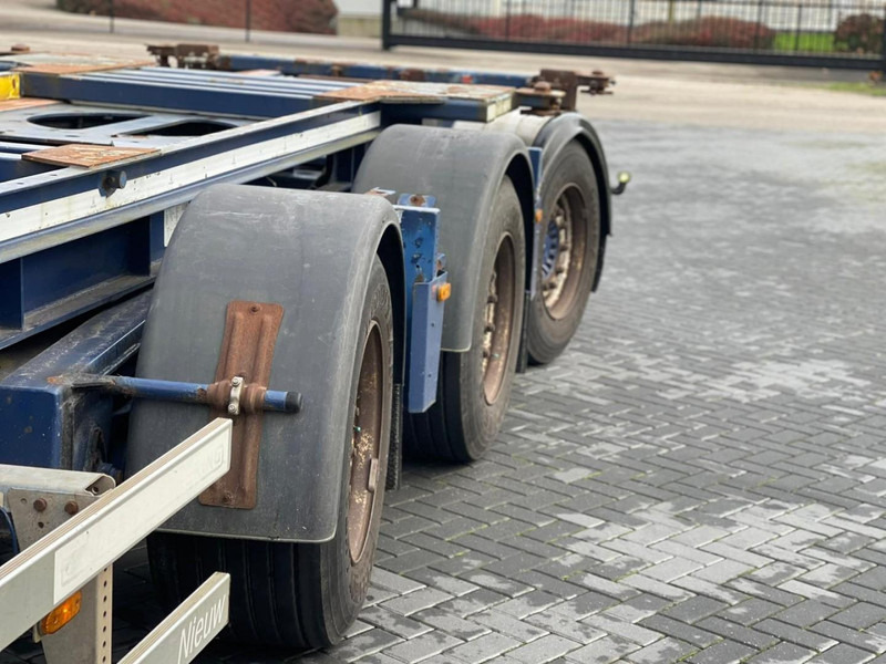 Renders ROC 16.27 CC X-STEERING, ALLE AANSLUITINGEN, APK. - Container transporter/ Swap body semi-trailer: picture 3 Renders ROC 16.27 CC X-STEERING, ALLE AANSLUITINGEN, APK. - Container transporter/ Swap body semi-trailer: picture 3