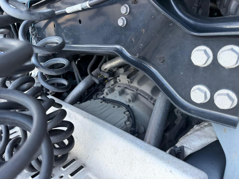 DAF XF 530 FTS BLAD/LUCHT, RETARDER, SMART 2 TACHO, BOOGIE. - Tractor unit: picture 5 DAF XF 530 FTS BLAD/LUCHT, RETARDER, SMART 2 TACHO, BOOGIE. - Tractor unit: picture 5