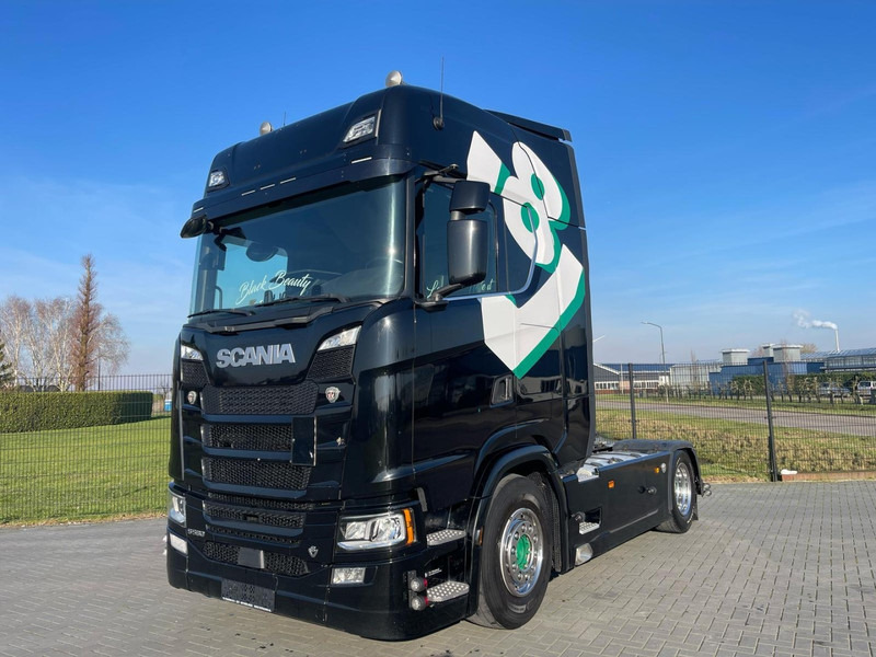 Scania S580 V8 NGS RETARDER, LEATHER, 2X TANK, TOP CONDITION! - Tractor unit: picture 1 Scania S580 V8 NGS RETARDER, LEATHER, 2X TANK, TOP CONDITION! - Tractor unit: picture 1