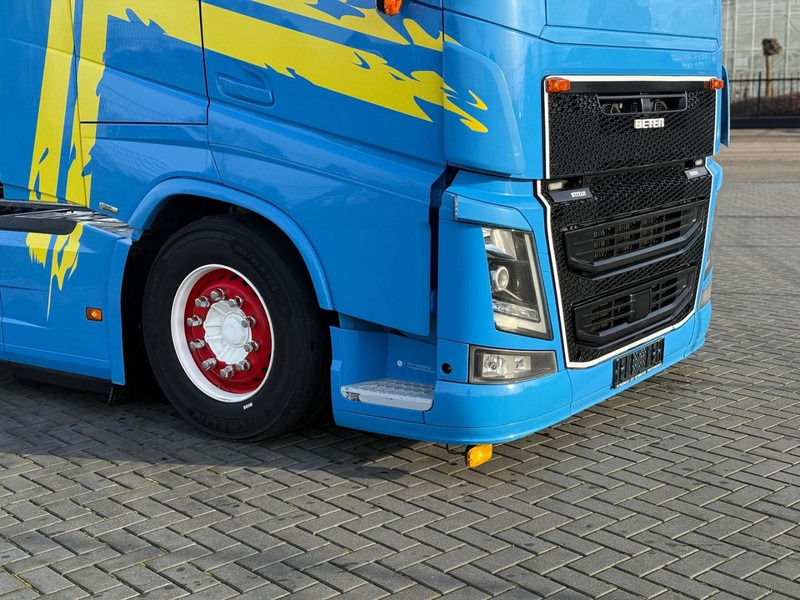 Volvo FH 13.540XL PERFORMANCE EDITION, LEATHER, FULL AIR, IPARK-COOL. - Tractor unit: picture 4 Volvo FH 13.540XL PERFORMANCE EDITION, LEATHER, FULL AIR, IPARK-COOL. - Tractor unit: picture 4