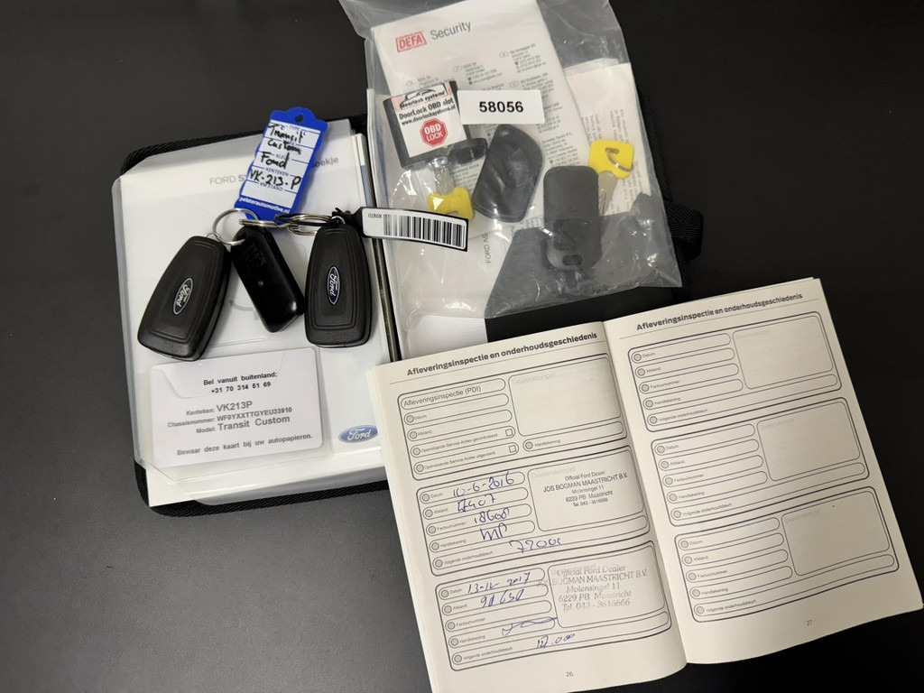 Ford Transit Custom-270 2.2 TDCI L1H1 Trend Cruise control Airco Winterpack Parkeersensoren v/a Achteruitrijcamera Bluetooth - Panel van: picture 4 Ford Transit Custom-270 2.2 TDCI L1H1 Trend Cruise control Airco Winterpack Parkeersensoren v/a Achteruitrijcamera Bluetooth - Panel van: picture 4