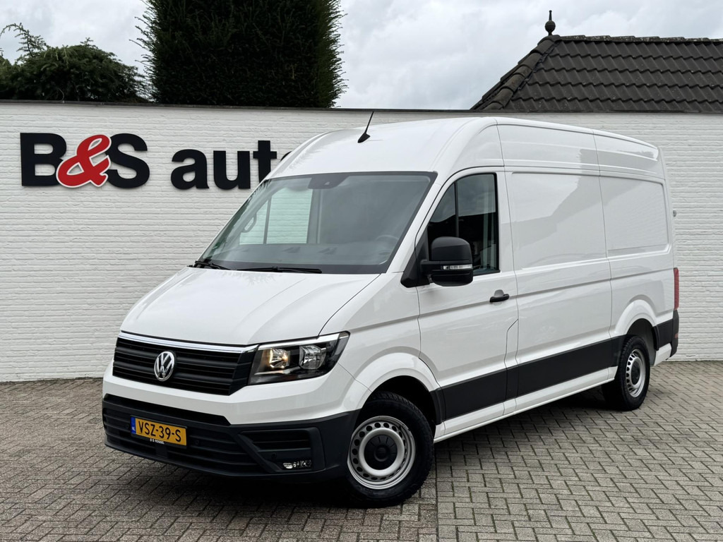 Volkswagen Crafter-30 2.0 TDI L3H3 Highline 4S banden Trekhaak Carplay Pdc v+a Cruise DAB - Panel van: picture 1 Volkswagen Crafter-30 2.0 TDI L3H3 Highline 4S banden Trekhaak Carplay Pdc v+a Cruise DAB - Panel van: picture 1