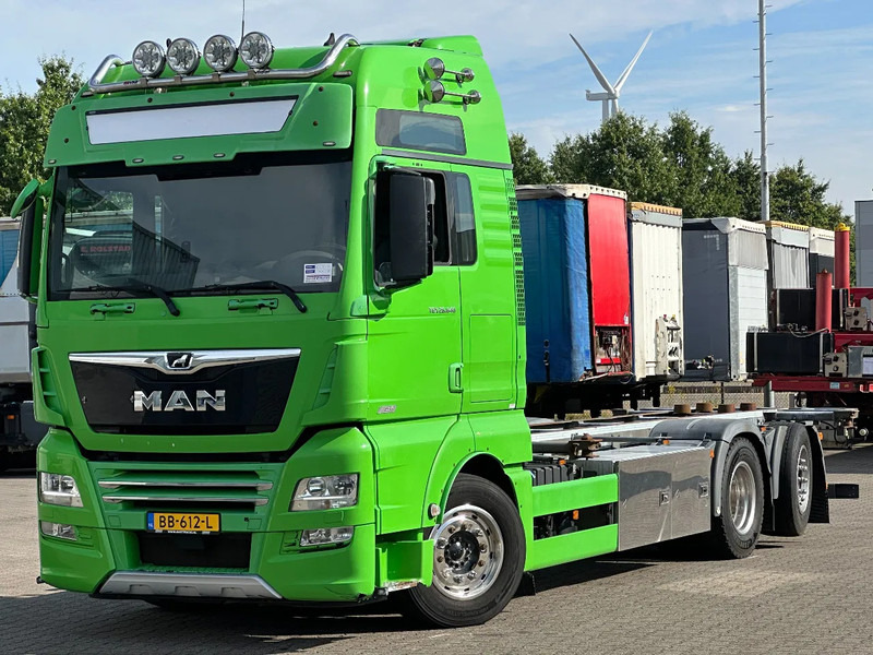 MAN TGX 26.640 6x2*4 Bdf / Retarder / Full Air / 585 Tkm! - Container transporter/ Swap body truck: picture 1 MAN TGX 26.640 6x2*4 Bdf / Retarder / Full Air / 585 Tkm! - Container transporter/ Swap body truck: picture 1
