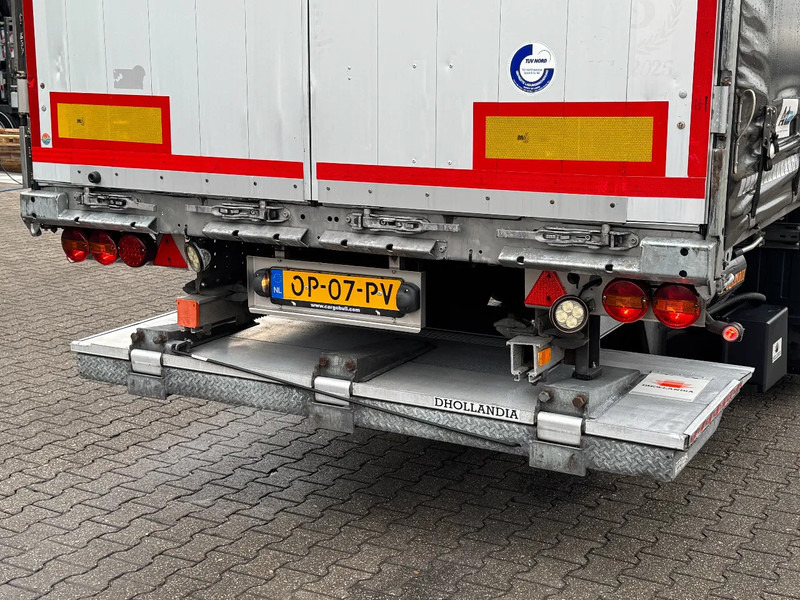 Schmitz Cargobull Schuifzeil met Borden / OV-Laadklep / Lift-as / APK 09-2026 - Curtainsider semi-trailer: picture 3 Schmitz Cargobull Schuifzeil met Borden / OV-Laadklep / Lift-as / APK 09-2026 - Curtainsider semi-trailer: picture 3