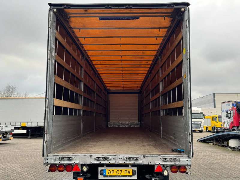 Schmitz Cargobull Schuifzeil met Borden / OV-Laadklep / Lift-as / APK 09-2026 - Curtainsider semi-trailer: picture 5 Schmitz Cargobull Schuifzeil met Borden / OV-Laadklep / Lift-as / APK 09-2026 - Curtainsider semi-trailer: picture 5