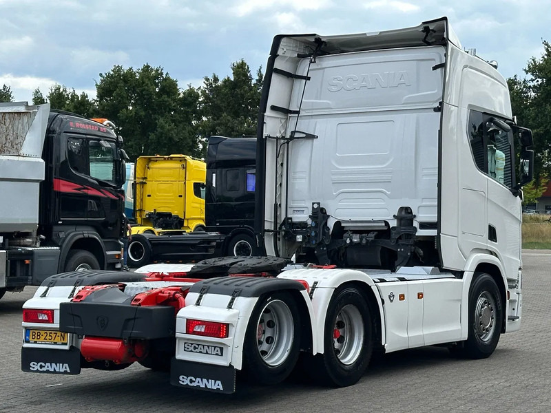 Scania R650 V8 6x2 Boogie / Retarder / 2 Tank / Full Air / Full Spoiler - Tractor unit: picture 3 Scania R650 V8 6x2 Boogie / Retarder / 2 Tank / Full Air / Full Spoiler - Tractor unit: picture 3