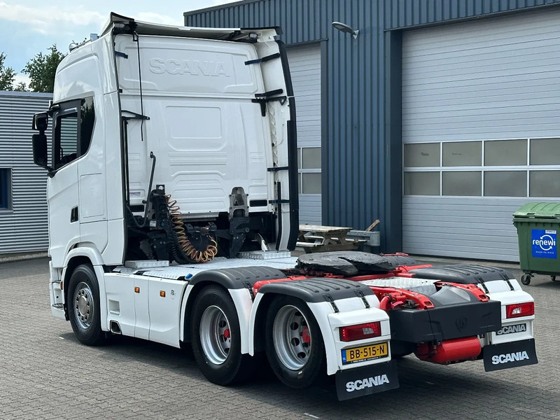 Scania S650 V8 6x2 Boogie / Retarder / 2 Tank / Full Air / Full Spoiler - Tractor unit: picture 4 Scania S650 V8 6x2 Boogie / Retarder / 2 Tank / Full Air / Full Spoiler - Tractor unit: picture 4