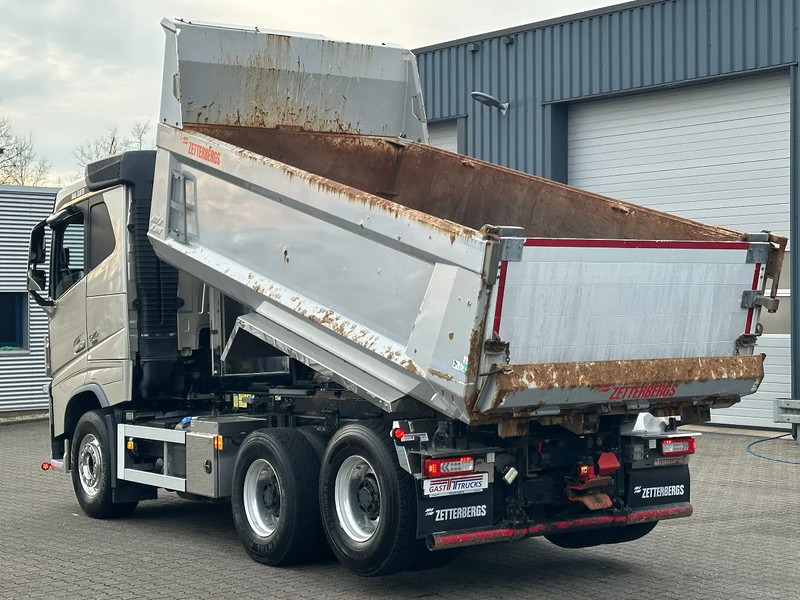 Volvo FH 540 6x4 Big Axle Tipper Tandem Lift Retarder Euro 6 Dual Clutch - Cab chassis truck: picture 5 Volvo FH 540 6x4 Big Axle Tipper Tandem Lift Retarder Euro 6 Dual Clutch - Cab chassis truck: picture 5