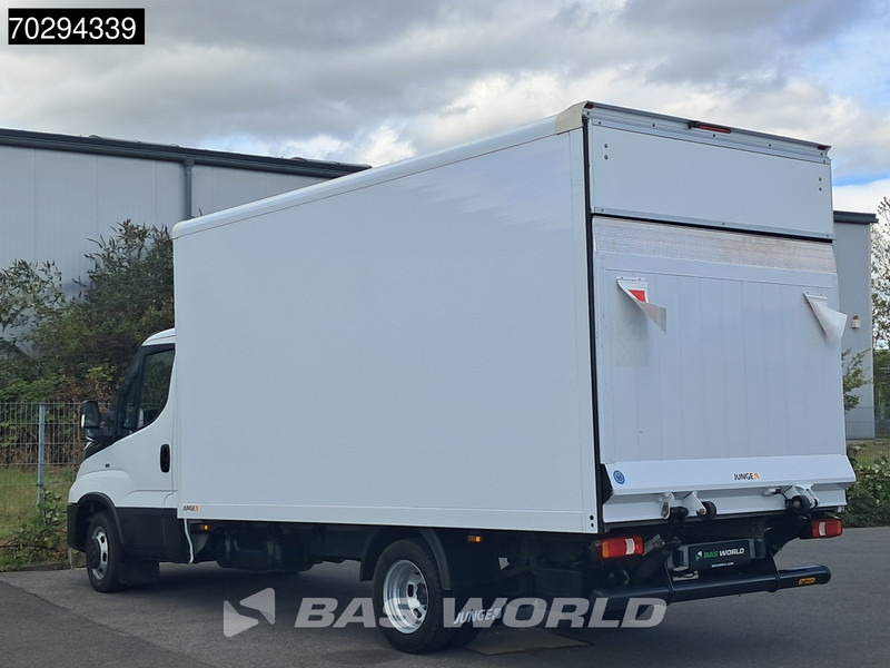 Iveco Daily 35C16 Automatik Ladebordwand 160PS Koffer Doppelbereifung Klima Kamera Euro6 20m3 A/C - Closed box van: picture 2 Iveco Daily 35C16 Automatik Ladebordwand 160PS Koffer Doppelbereifung Klima Kamera Euro6 20m3 A/C - Closed box van: picture 2