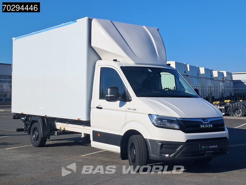 Volkswagen Crafter 177pk Neu! Automatik 2025 Facelift Koffer Ladebordwand Navi Klima Tempomat LED Euro6 21m3 A/C Cruise control - Closed box van: picture 5 Volkswagen Crafter 177pk Neu! Automatik 2025 Facelift Koffer Ladebordwand Navi Klima Tempomat LED Euro6 21m3 A/C Cruise control - Closed box van: picture 5