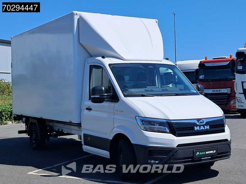 Volkswagen Crafter 177pk Neu! Automatik 2025 Facelift Koffer Ladebordwand Navi Klima Tempomat LED Euro6 21m3 A/C Cruise control - Closed box van: picture 5 Volkswagen Crafter 177pk Neu! Automatik 2025 Facelift Koffer Ladebordwand Navi Klima Tempomat LED Euro6 21m3 A/C Cruise control - Closed box van: picture 5