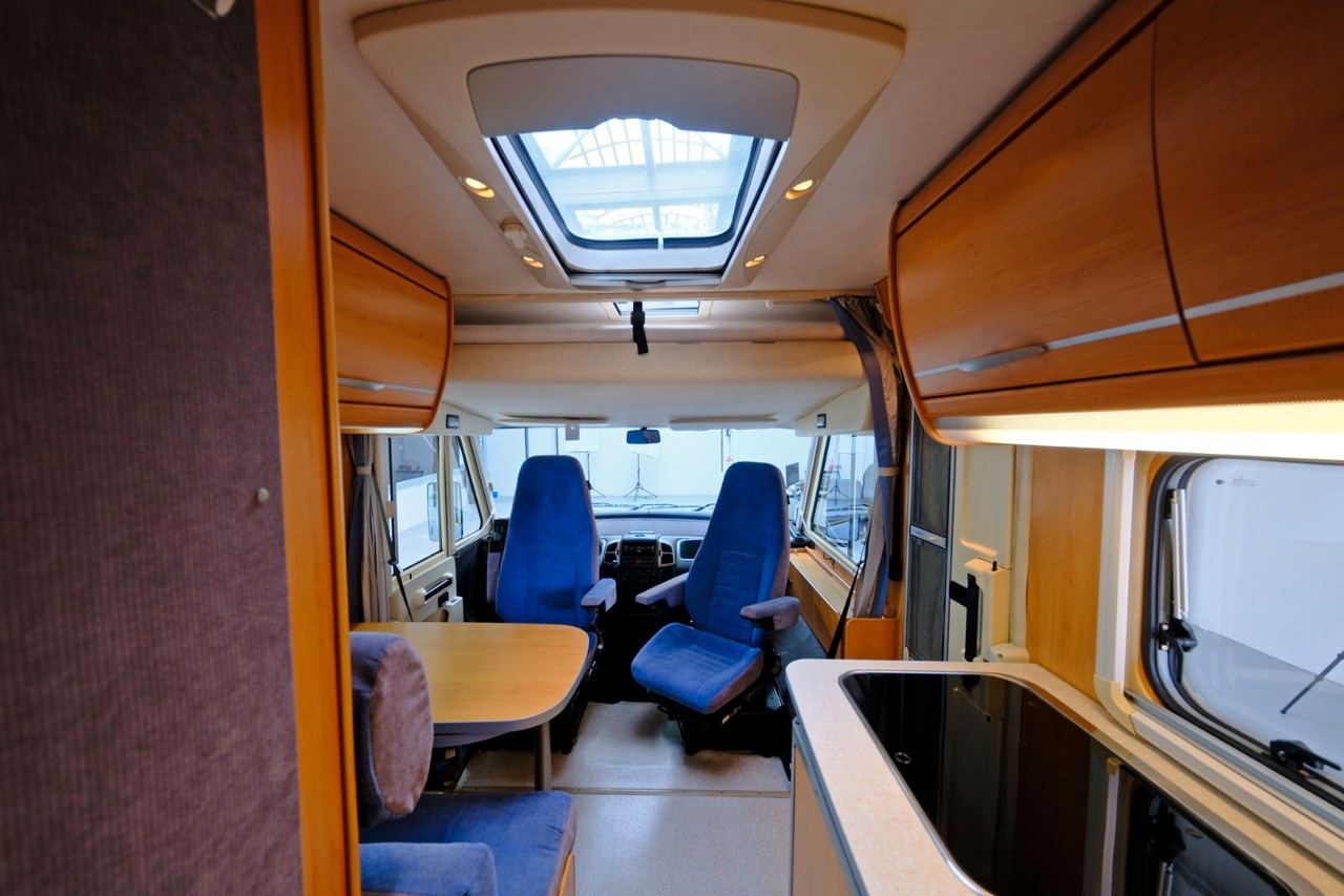 Integrated motorhome HYMER / ERIBA / HYMERCAR B 504 Classic/Festbett+Hubbett/Garage/Klima/Mar: picture 9