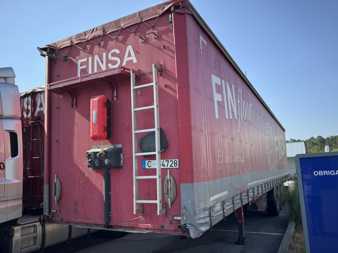 Samro S338DH-PF - Curtainsider semi-trailer: picture 1 Samro S338DH-PF - Curtainsider semi-trailer: picture 1